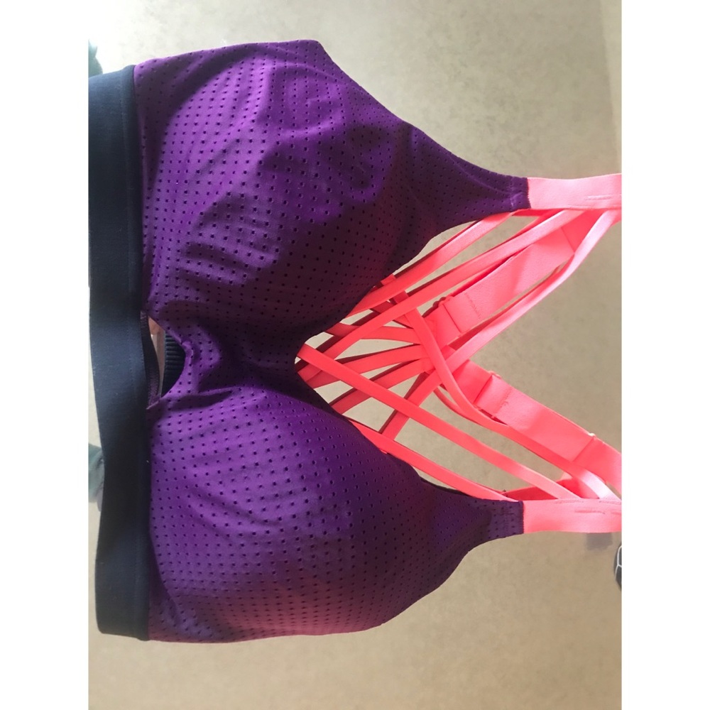 VS criss cross sports bra